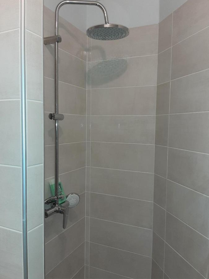 Appartement Le Flatiron - 4 Chambres Tarbes Eksteriør bilde